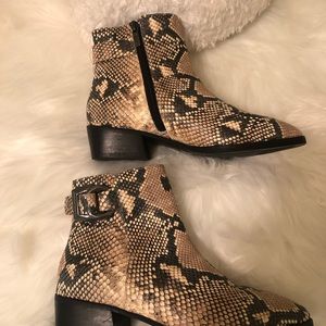 Steve Madden booties